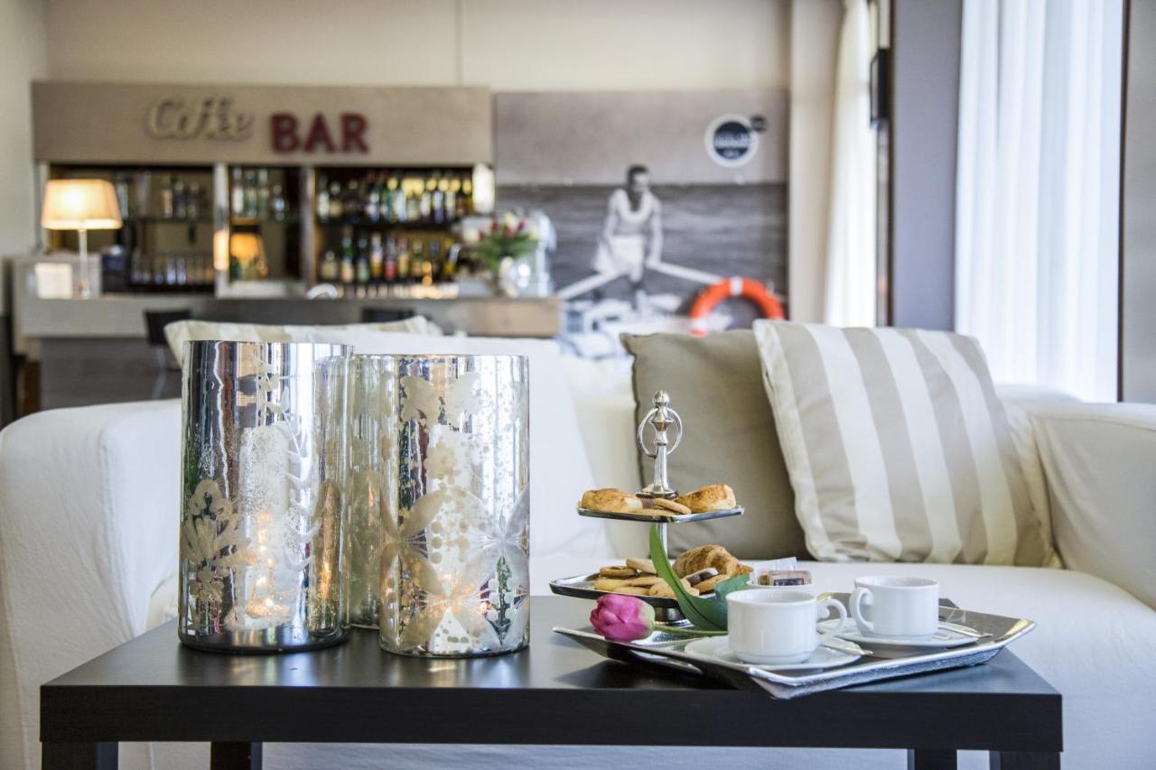 Hotel Carignano Ричоне Екстериор снимка